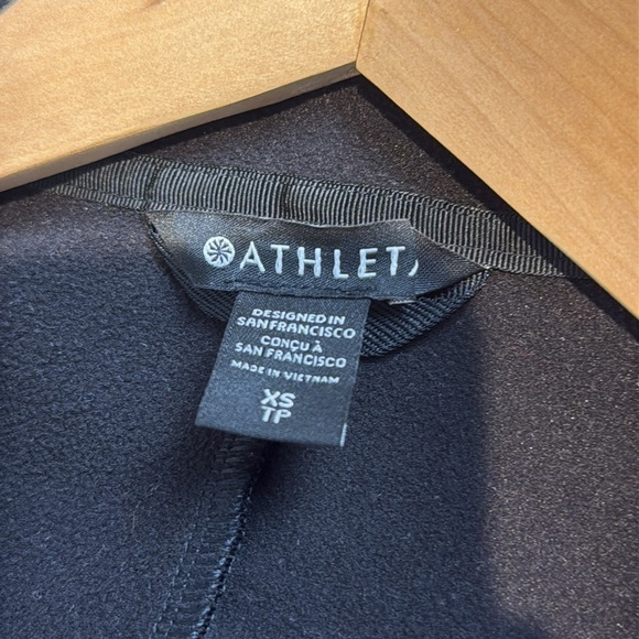 Athleta Triumph Hybrid Jacket Size Extra Small - Picture 12 of 13